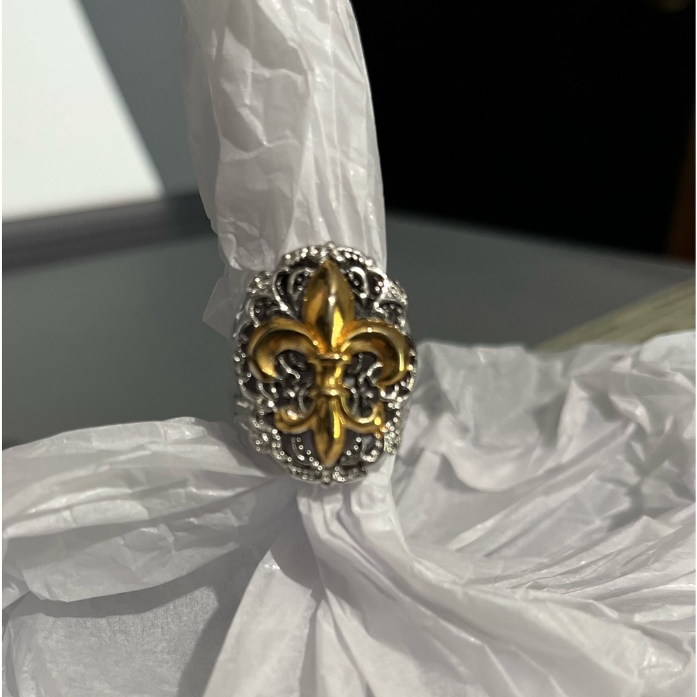 Ladies Vintage Silver & Gold Plated Fleur de Lis Ring